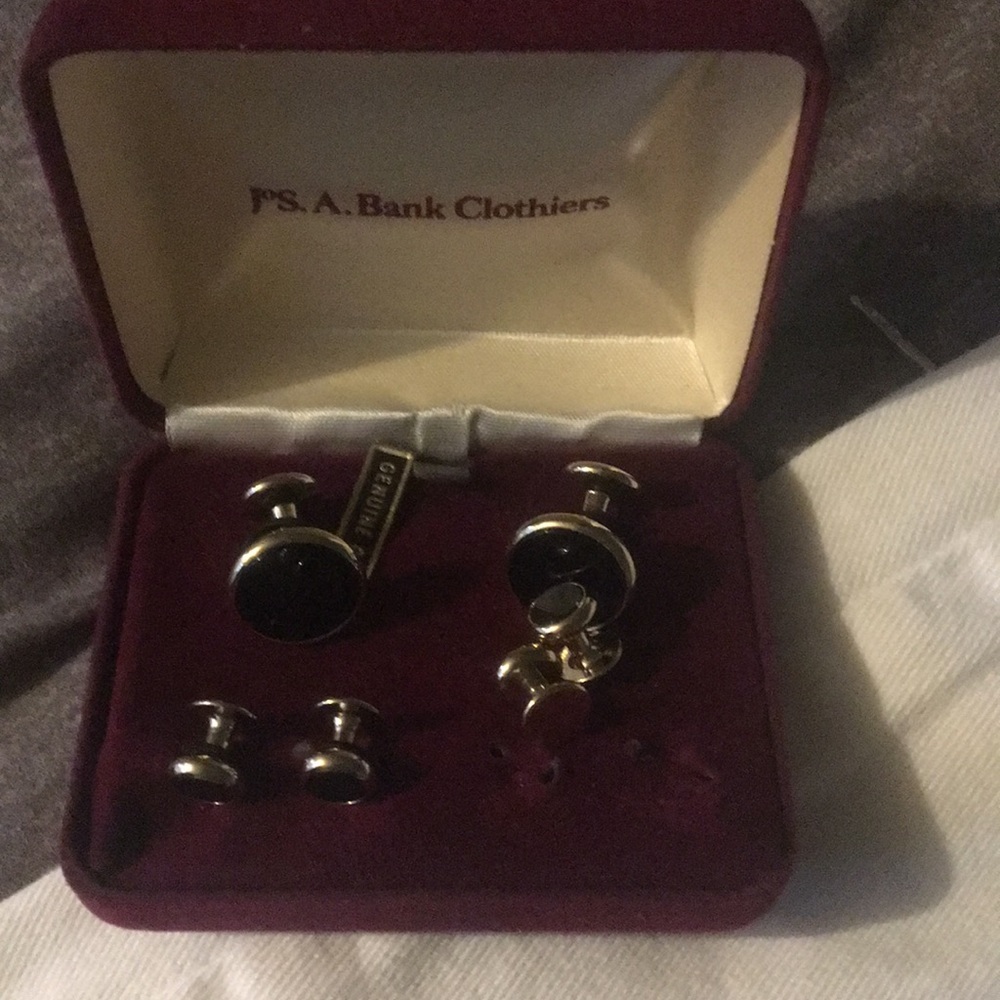 Genuine onyx cuff link set